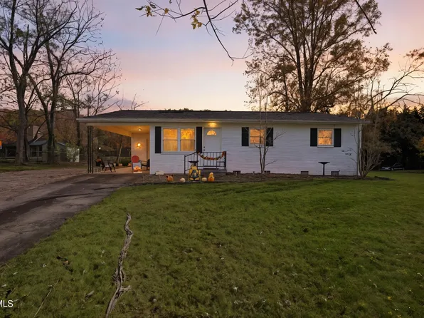 4000 Prescott Dr, Johnson City, TN 37601