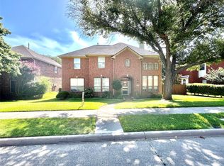 9704 Congressional Dr, Plano, TX 75025