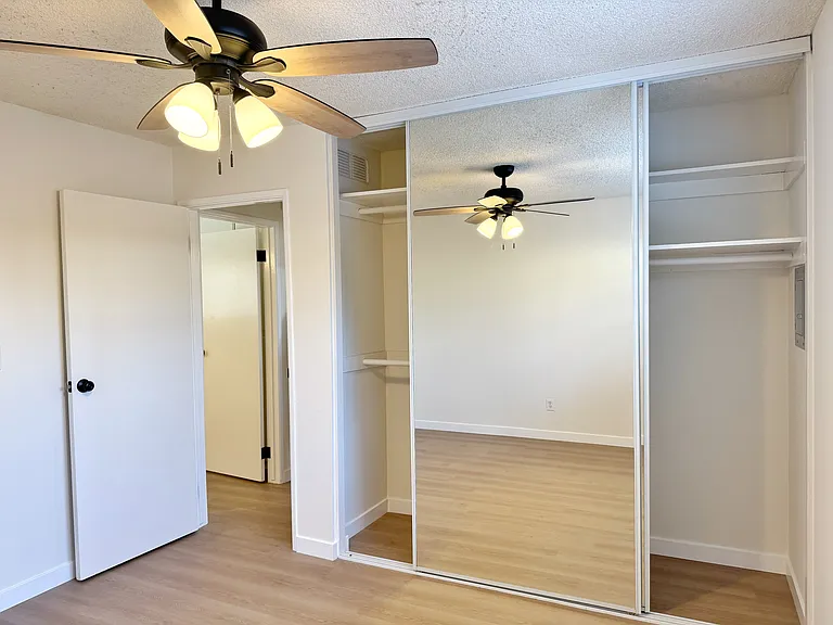 3966 Cleveland Ave #6 — Photo 31