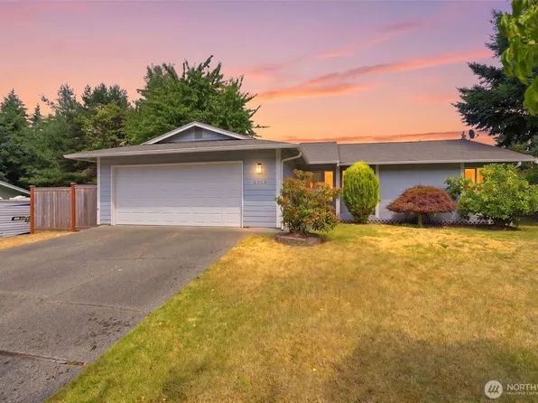 2723 Webber Court, Steilacoom, WA 98388