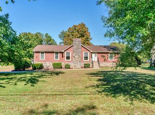 337 Shute Ln, Old Hickory, TN 37138