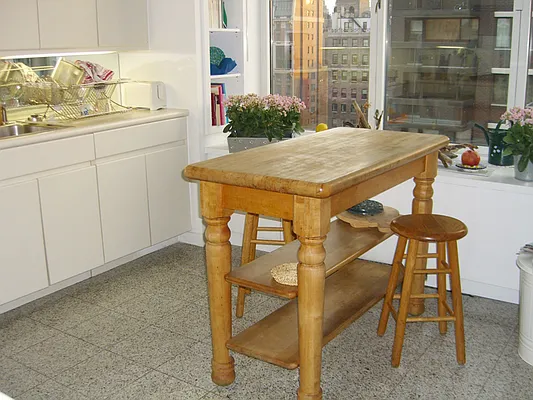 Rented by Sotheby's International Realty | media 17