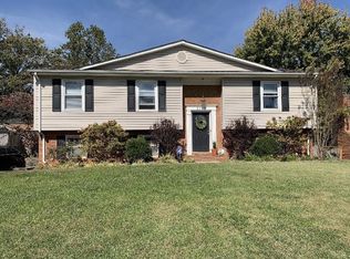 2749 Fletcher St, Salem, VA 24153