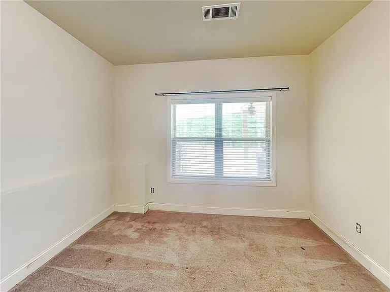 85 Lotus Ln — Photo 14