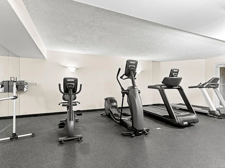 6767 Collins Ave #1905 — Photo 18