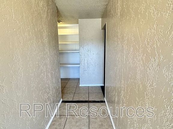 5th image of 725 Mabel C Fry Blvd