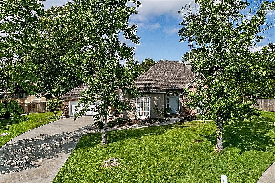 104 Chipola Ct