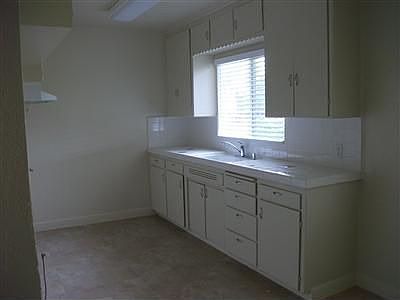 3rd image of 4709 E Cornell Ave