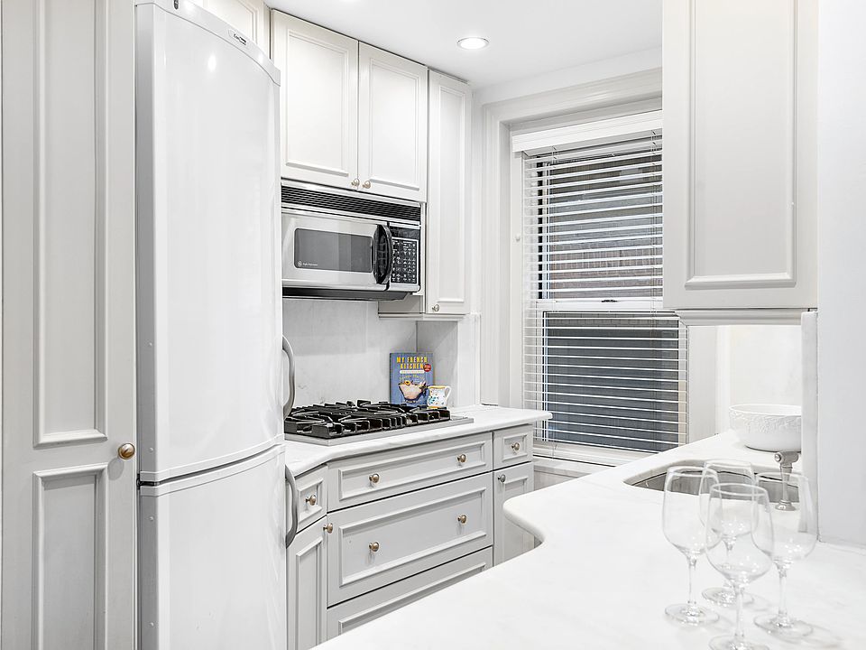 1st image of 7 E 85th St #6G