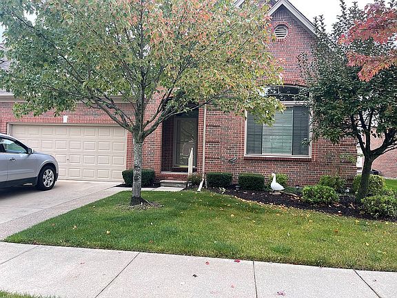 2nd image of 26607 Pigeon River Dr