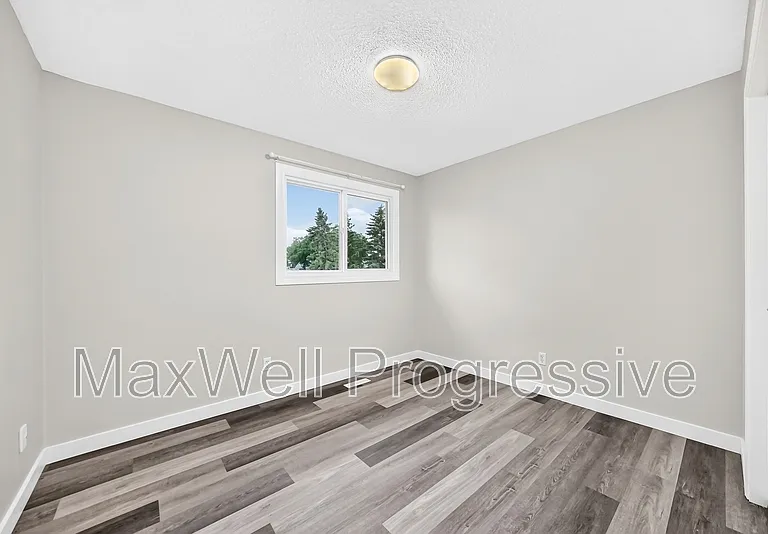 10650 158th Ave NW — Photo 29