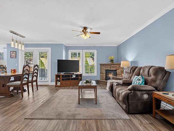 3rd image of 6449 Blackwood Ln #64