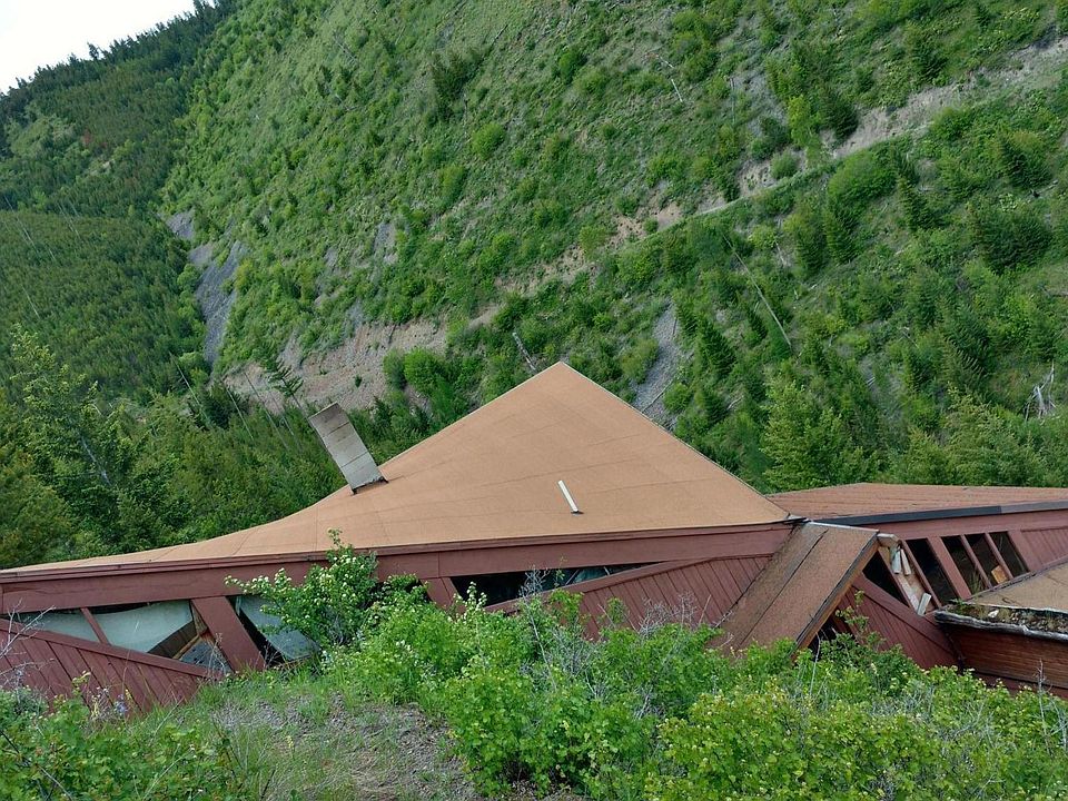 2nd image of Larch Camp Rd