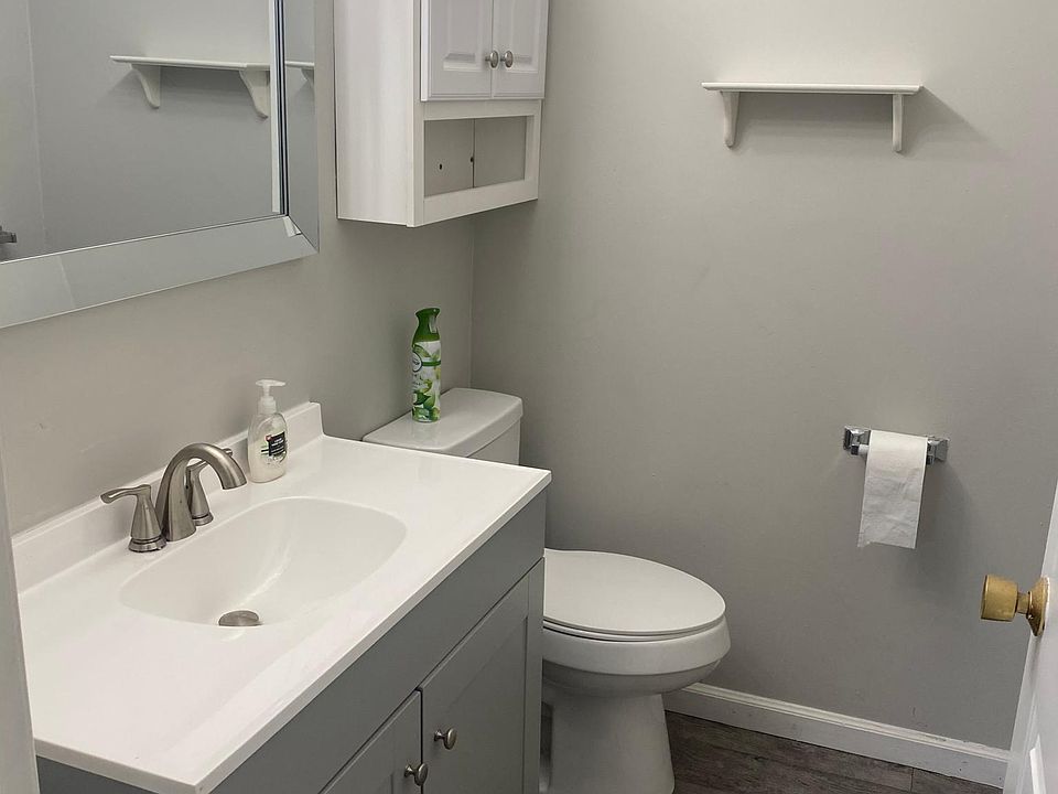 1st image of 512 Worthington Dr APT 13