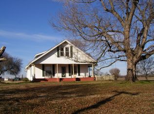 651 Donoho Levee Rd, Palmersville, TN 38241