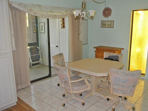 3rd image of 315 Quails Run Blvd #21-1