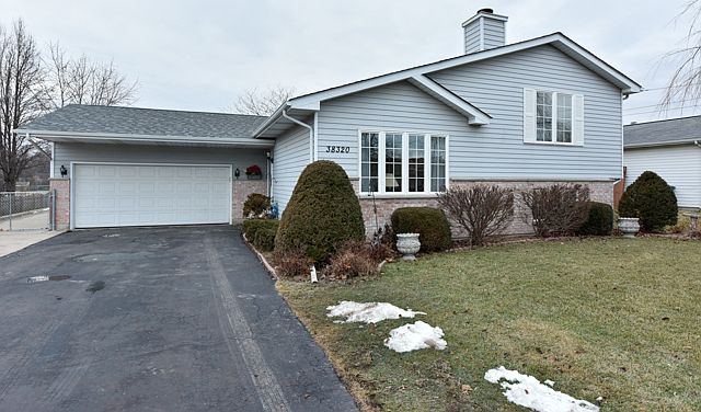 1st image of 38320 N Holdridge Ave