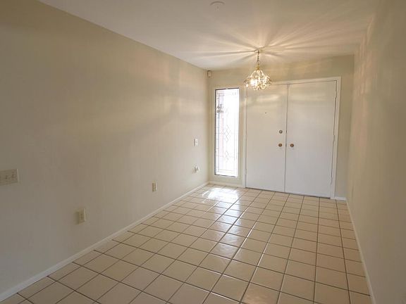 4th image of 18610 N 130th Ave