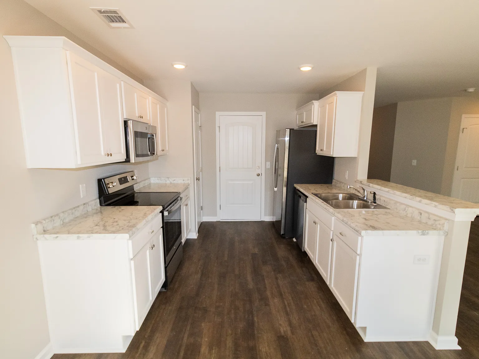 123 Callaway Crescent - 1 — Photo 3