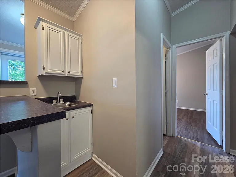 4223 Givens Rd — Photo 4