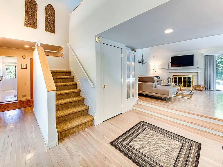 11 Winding Way — Photo 3