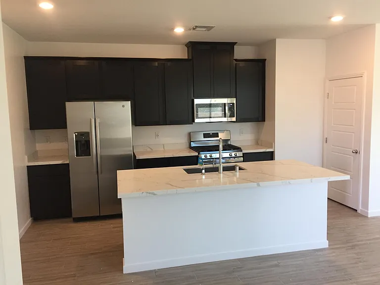 983 Crystal Grotto Ave — Photo 8