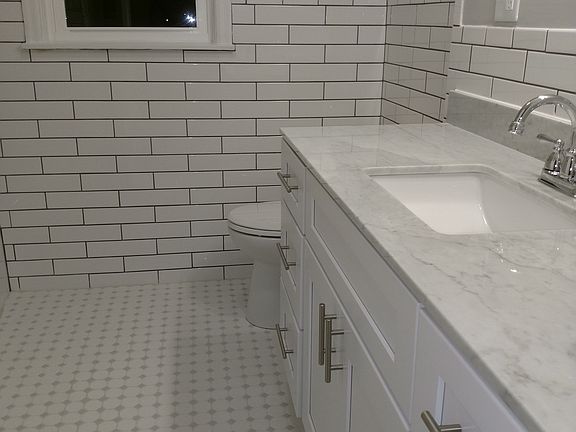 bath1 new tile, vanity, tops