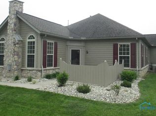7712 W Watermark Dr, Findlay, OH 45840