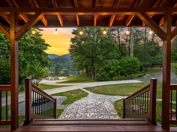 100 Lakeview Dr, Turtletown, TN 37391