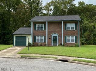 2 Pendleton Ct, Hampton, VA 23669