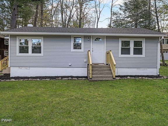 3rd image of 208 Doolan Rd