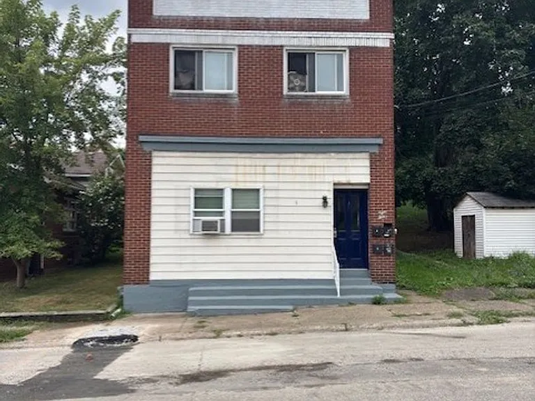 812 Indiana Ave — Photo 4