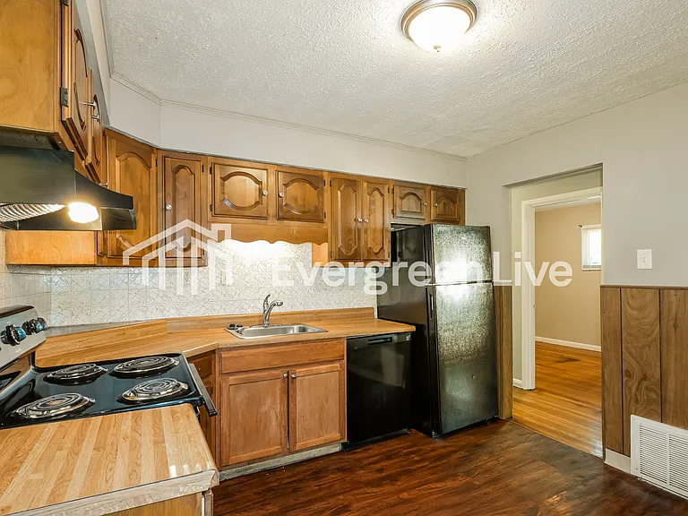 1100 S Waterford Dr — Photo 5