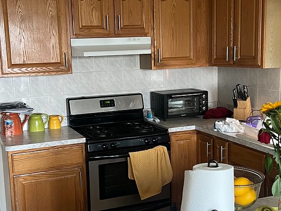 2nd image of 5922 S Archer Ave #1