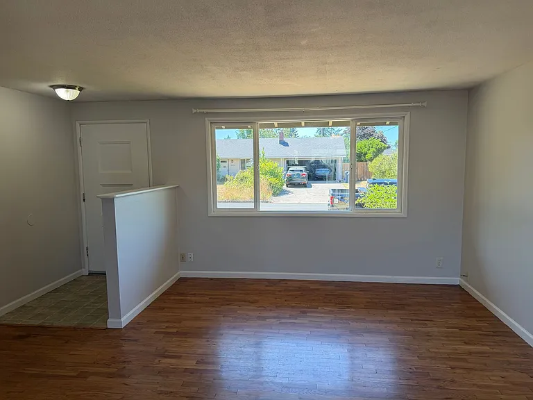 2355 Corral Dr — Photo 5