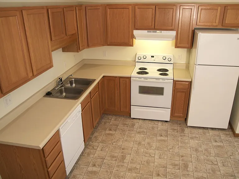107 Brookside Dr — Photo 3