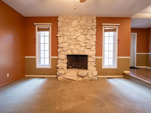5th image of 11217 Sahler St
