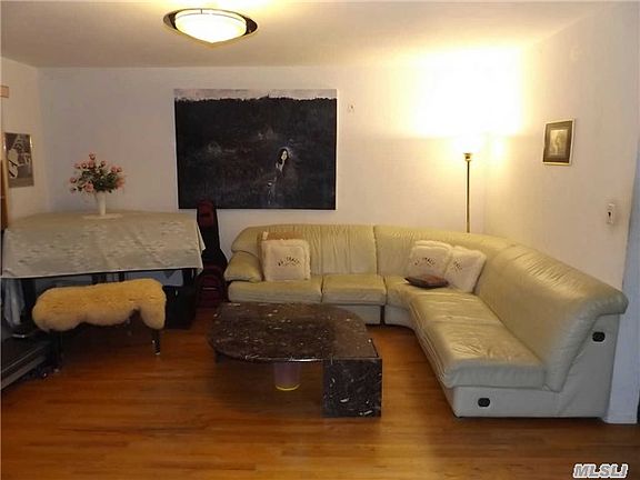 3rd image of 164 Avenue B