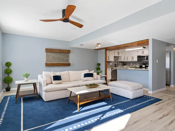 1838 Whispering Oaks Ln, Fort Walton Beach, FL 32547