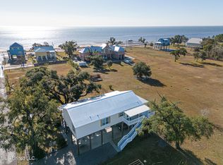 133 Dane Rd, Waveland, MS 39576