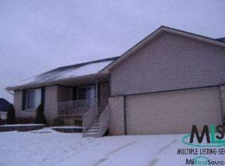 496 Allison Dr, Almont, MI 48003