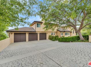 65 Dapplegray Rd, Bell Canyon, CA 91307