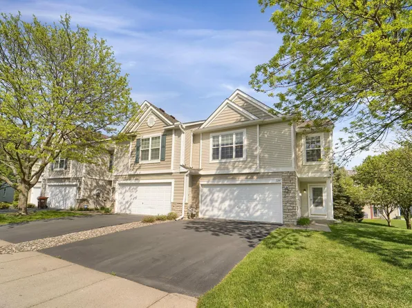 2241 Saint Johns Pl, Woodbury, MN 55129