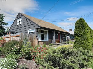 6725-6727 E Burnside St, Portland, OR 97215