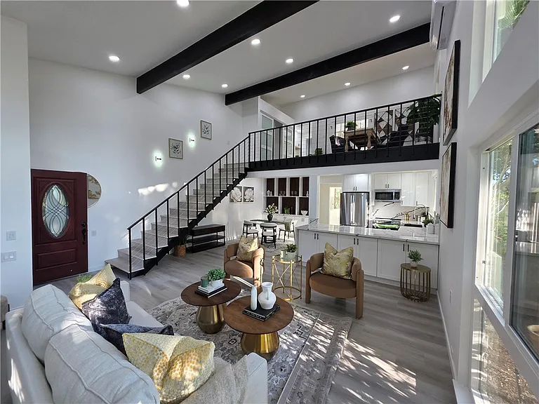 347 Avenida Sevilla — Photo 3