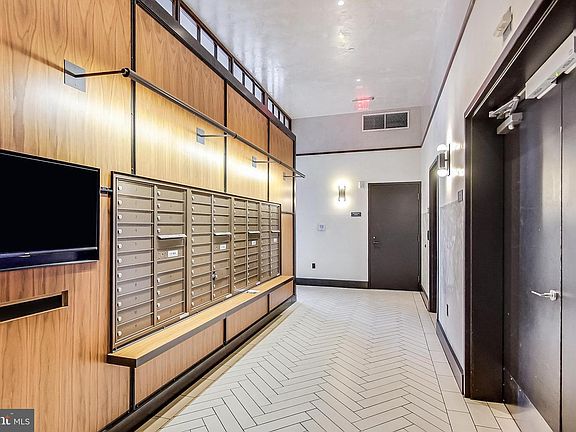 5th image of 2030 8th St NW Unit 409