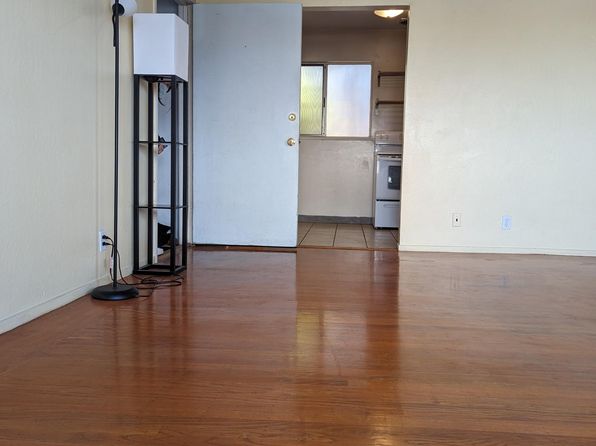 284 38th St APT 1