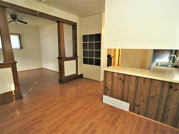 5th image of 3311 4th Ave