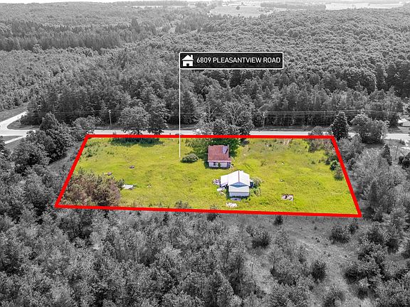 3rd image of 6809 Pleasantview Rd