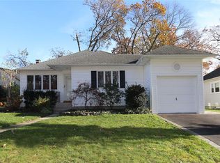 1648 Dewey Ave, Bellmore, NY 11710